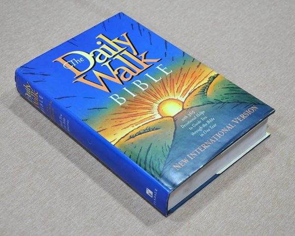 NIV Daily Walk Bible - Paper Back