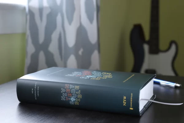 English NIV, Teen Study Bible, Hard Bond, Navy - Image 2